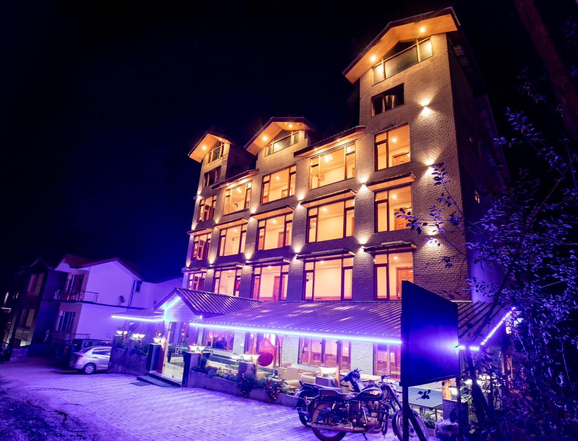 Hotel Smugglers Mountain View - Central Heated & Air Cooled Manali  Exterior photo